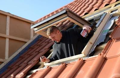 Pose de fenêtres de toit Velux à Fretterans